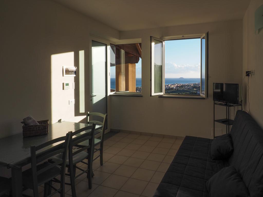 Agriturismo "I Castellari" Pietra Ligure Exterior foto