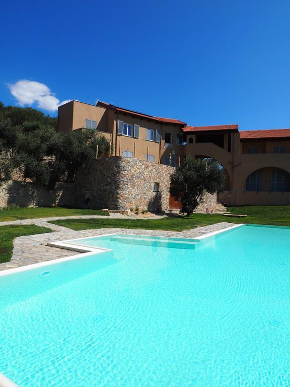 Agriturismo "I Castellari" Pietra Ligure Exterior foto